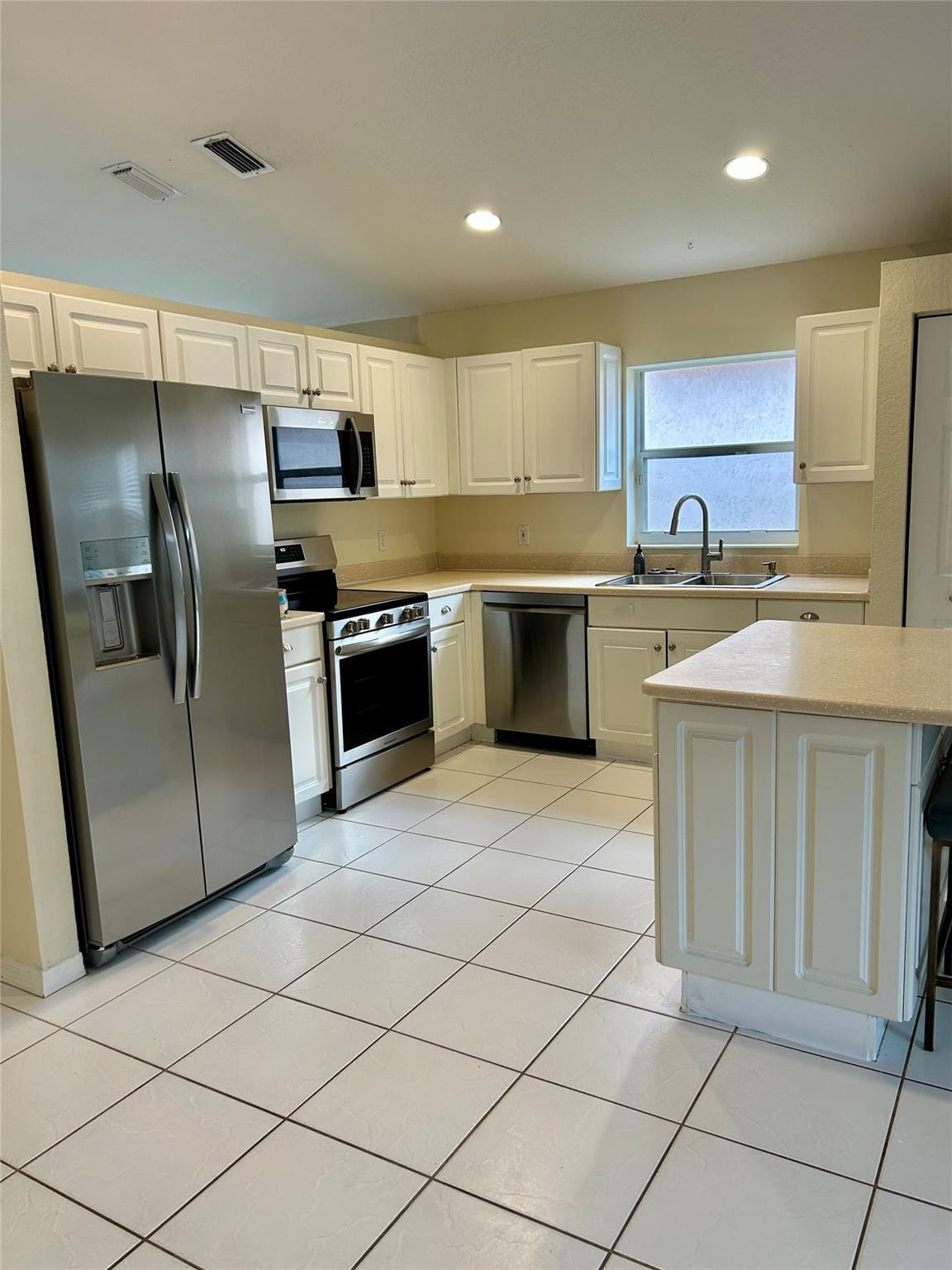 3694 MIRAMONTES Circle — photo 10