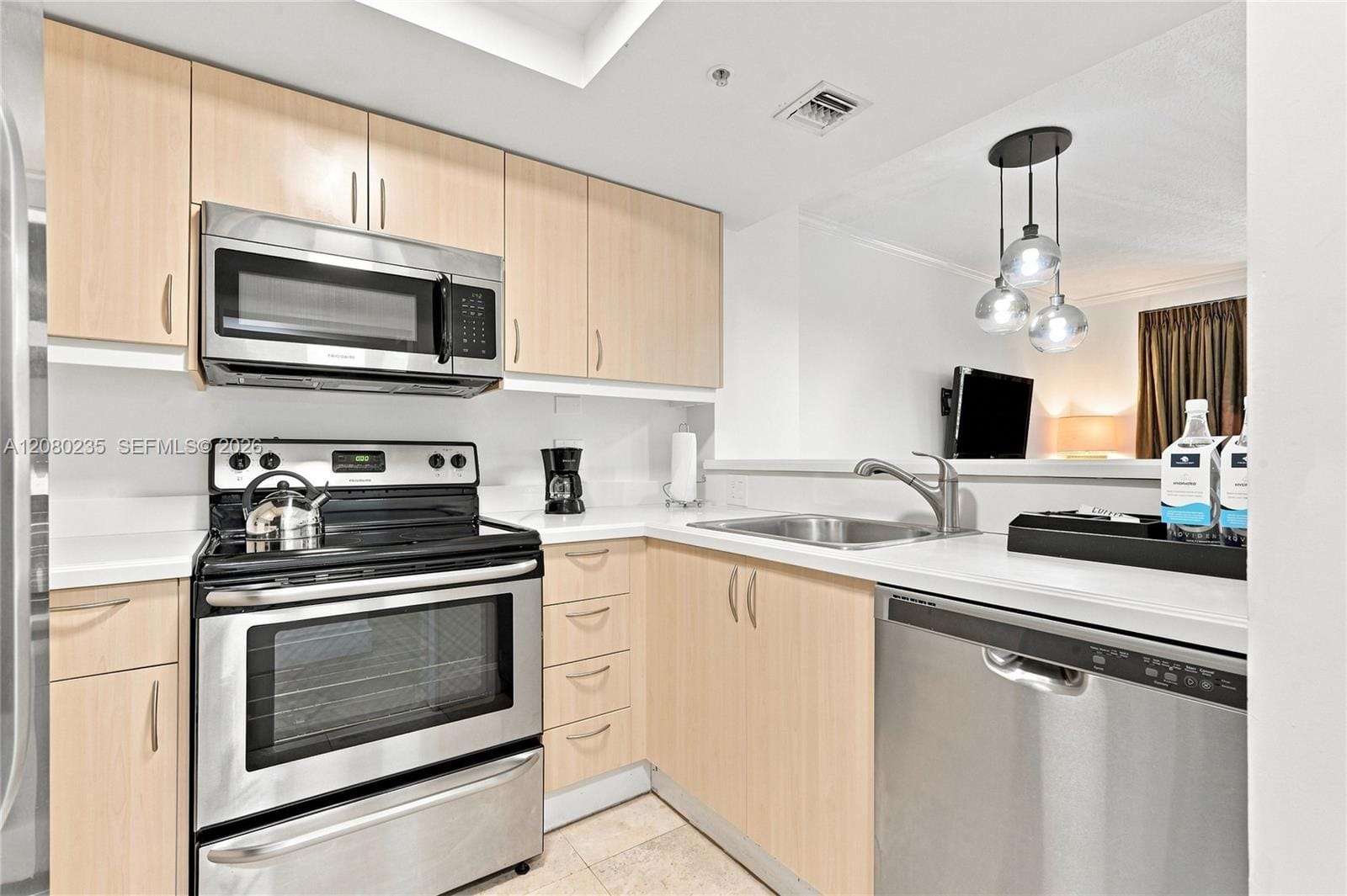 2951 S Bayshore Drive 305, Miami, FL 33133 photo 10