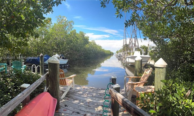 102 Venetian Drive, Islamorada, FL 33036