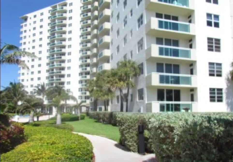 3001 S Ocean Drive — photo 6