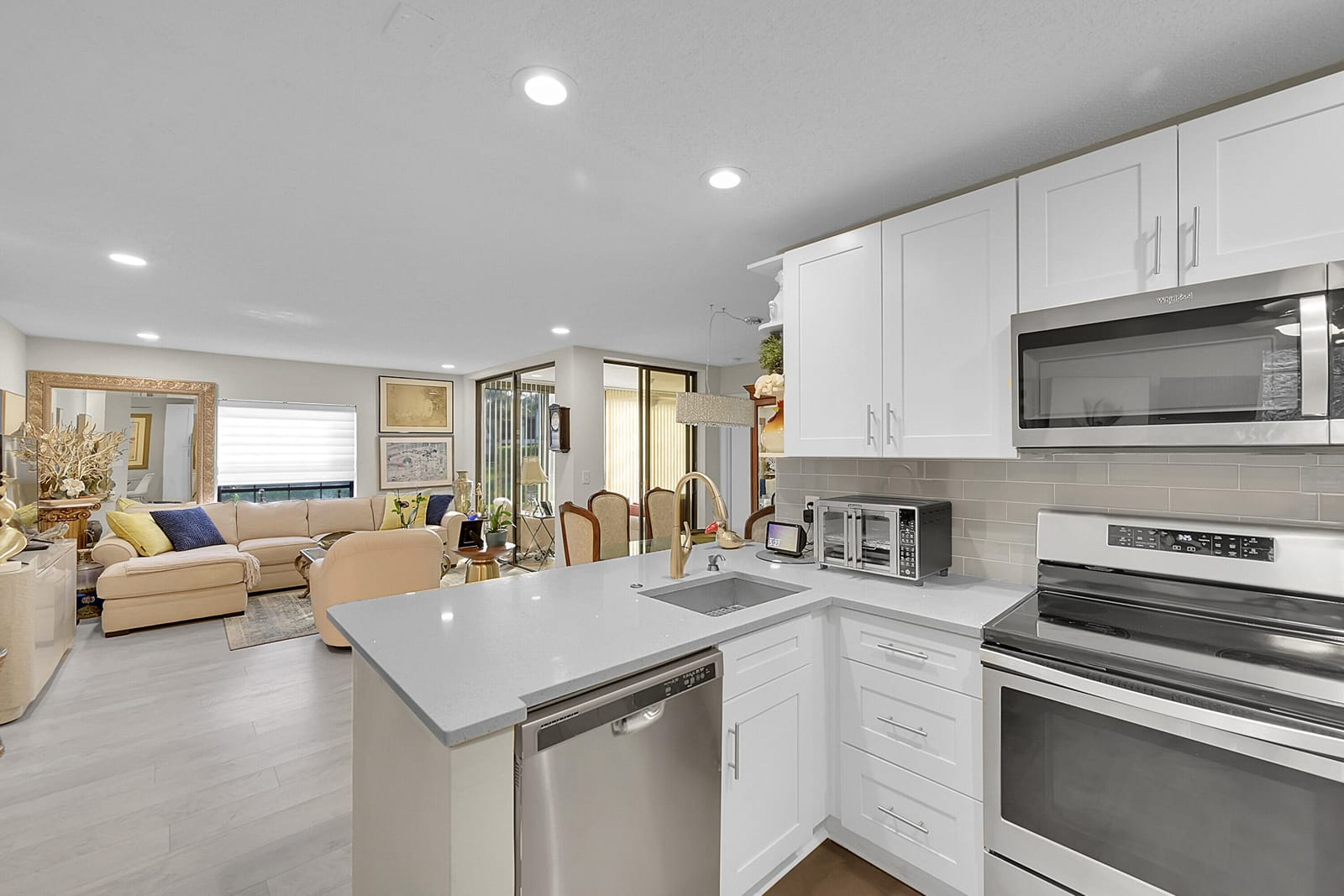 5418 FIRENZE Drive D — photo 8