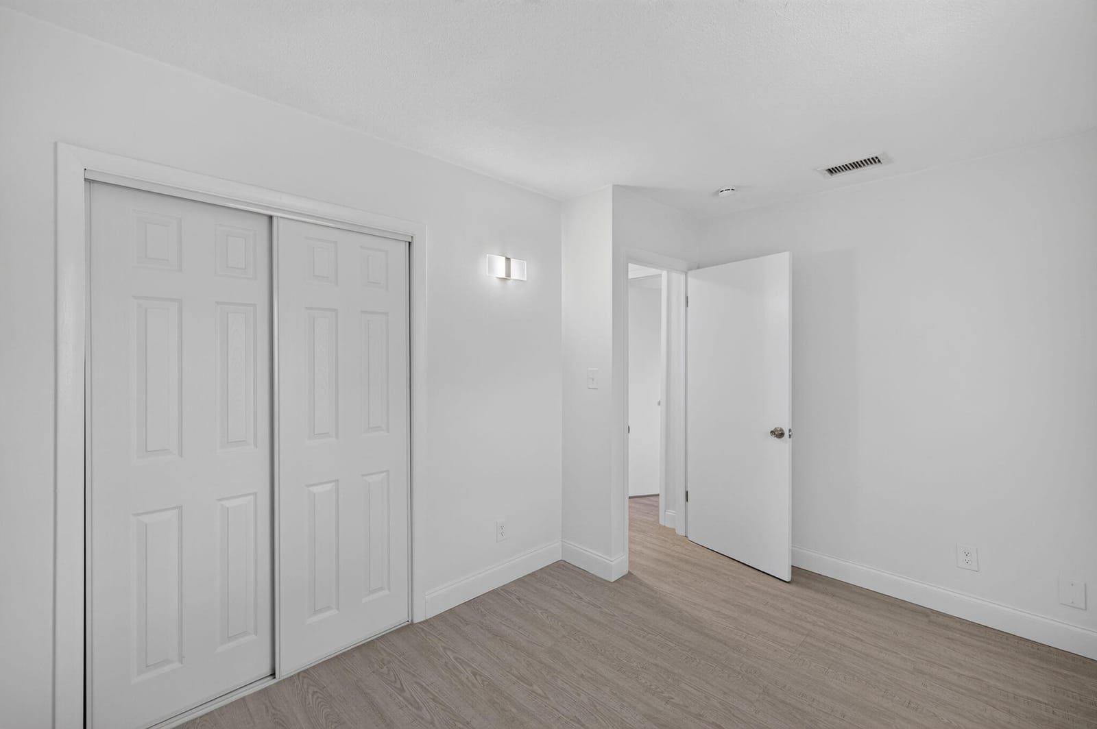1718 NW 7TH Street — photo 12