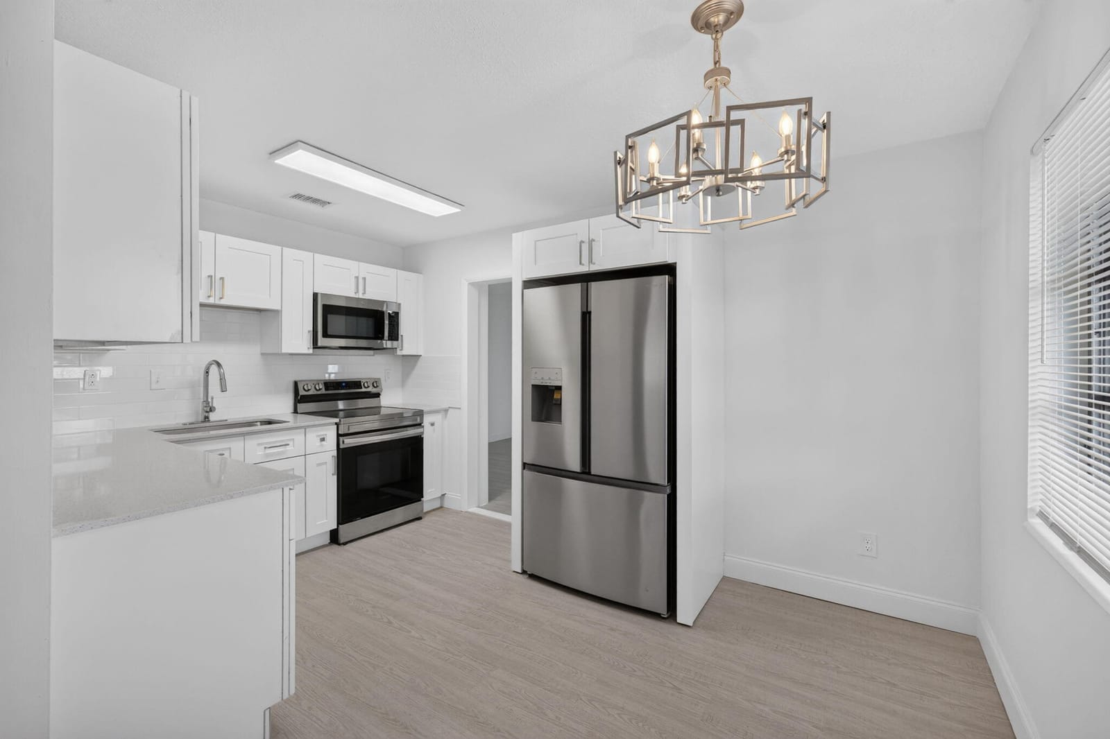 1718 NW 7TH Street — photo 5