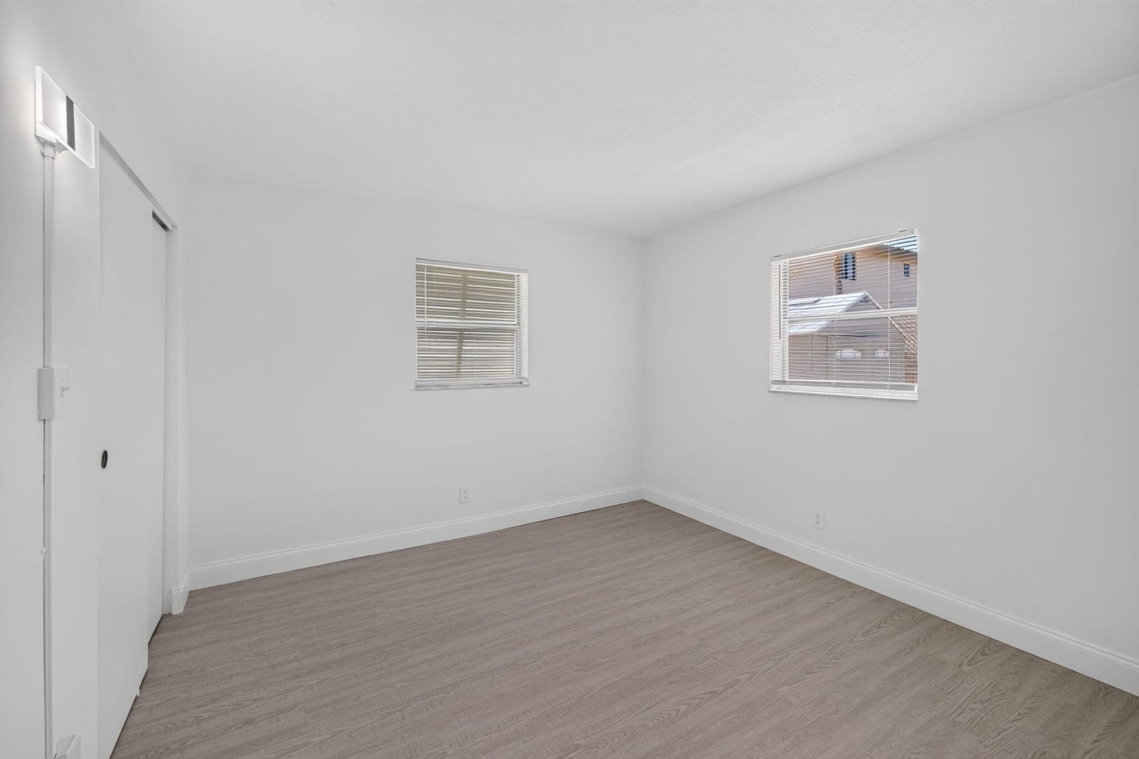 1718 NW 7TH Street — photo 9