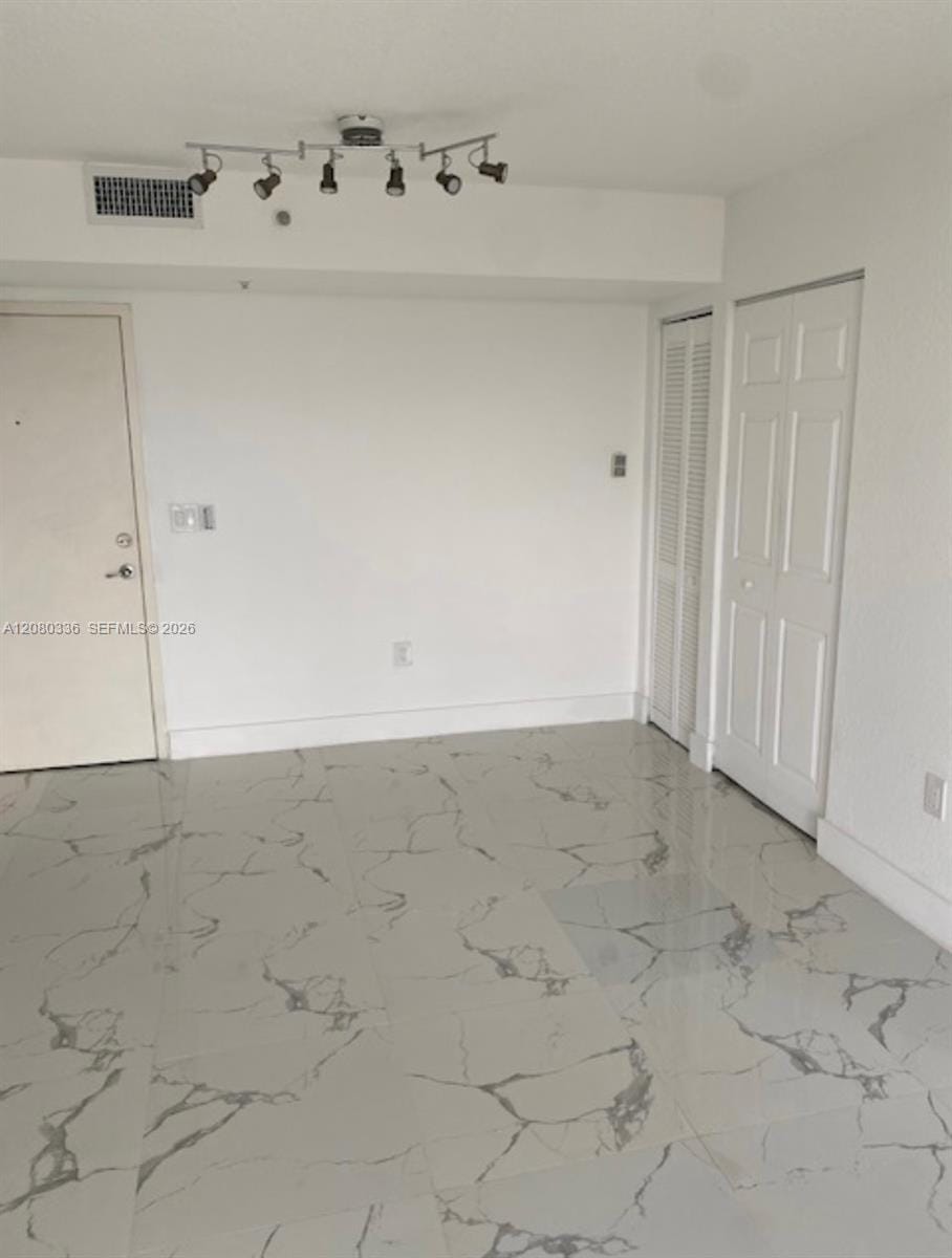 816 NW 11th Street 902, Miami, FL 33136 photo 14