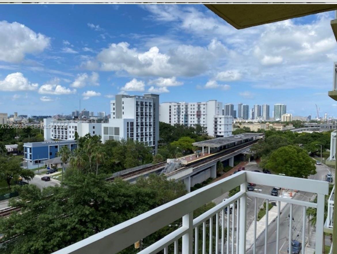 816 NW 11th Street 902, Miami, FL 33136 photo 16
