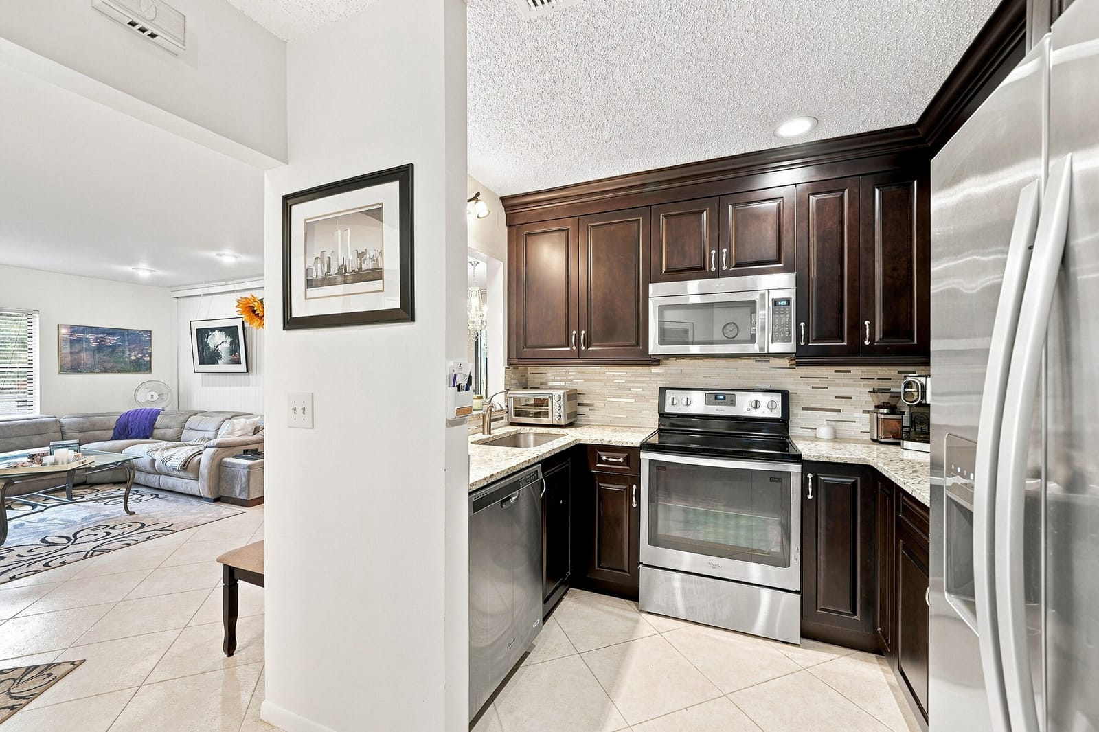 5450 VERONA Drive H — photo 3