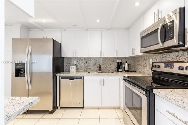 2000 Towerside Terrace 1103, Miami, FL 33138