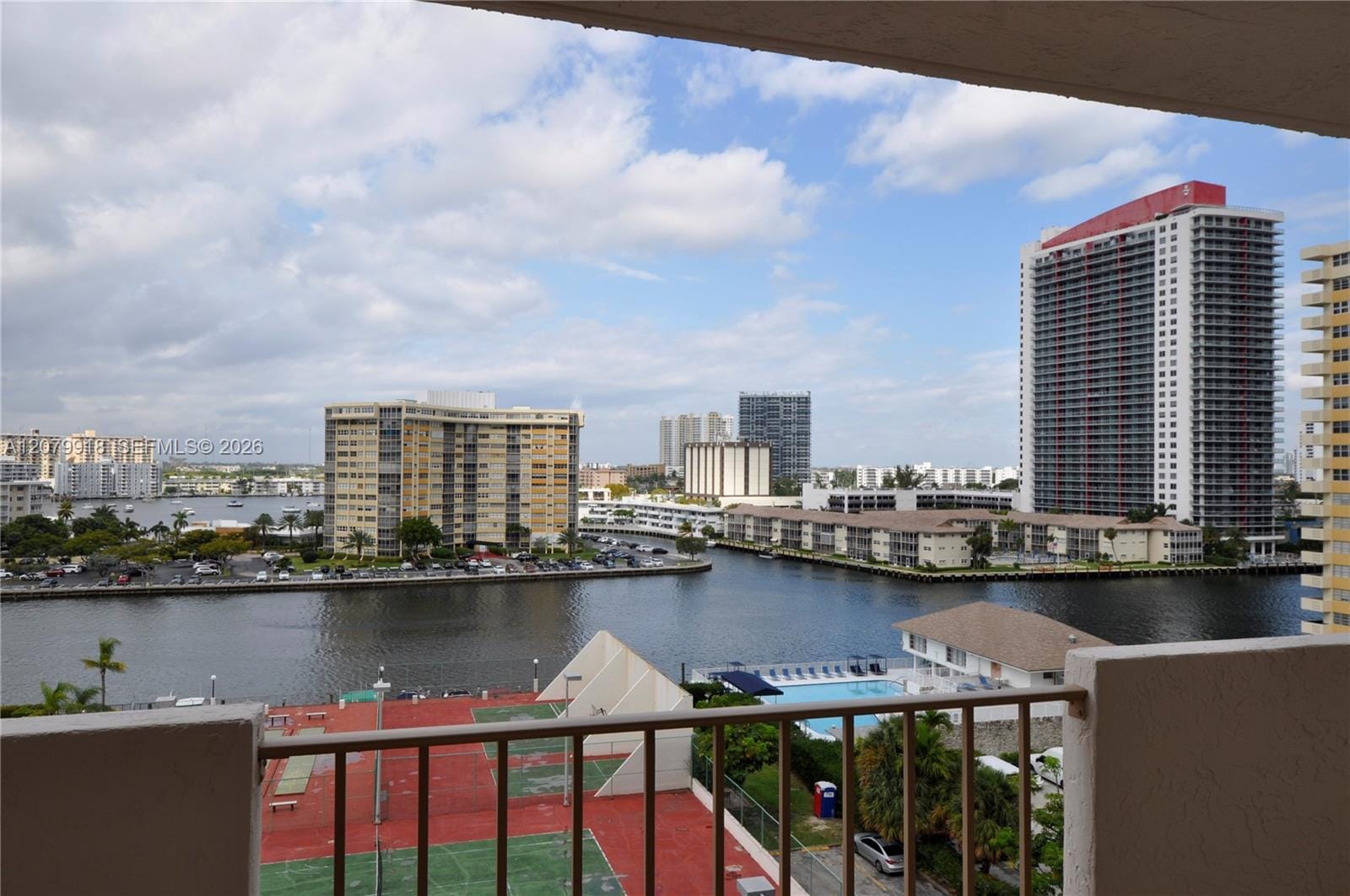 1865 S Ocean Drive 9I, Hallandale Beach, FL 33009