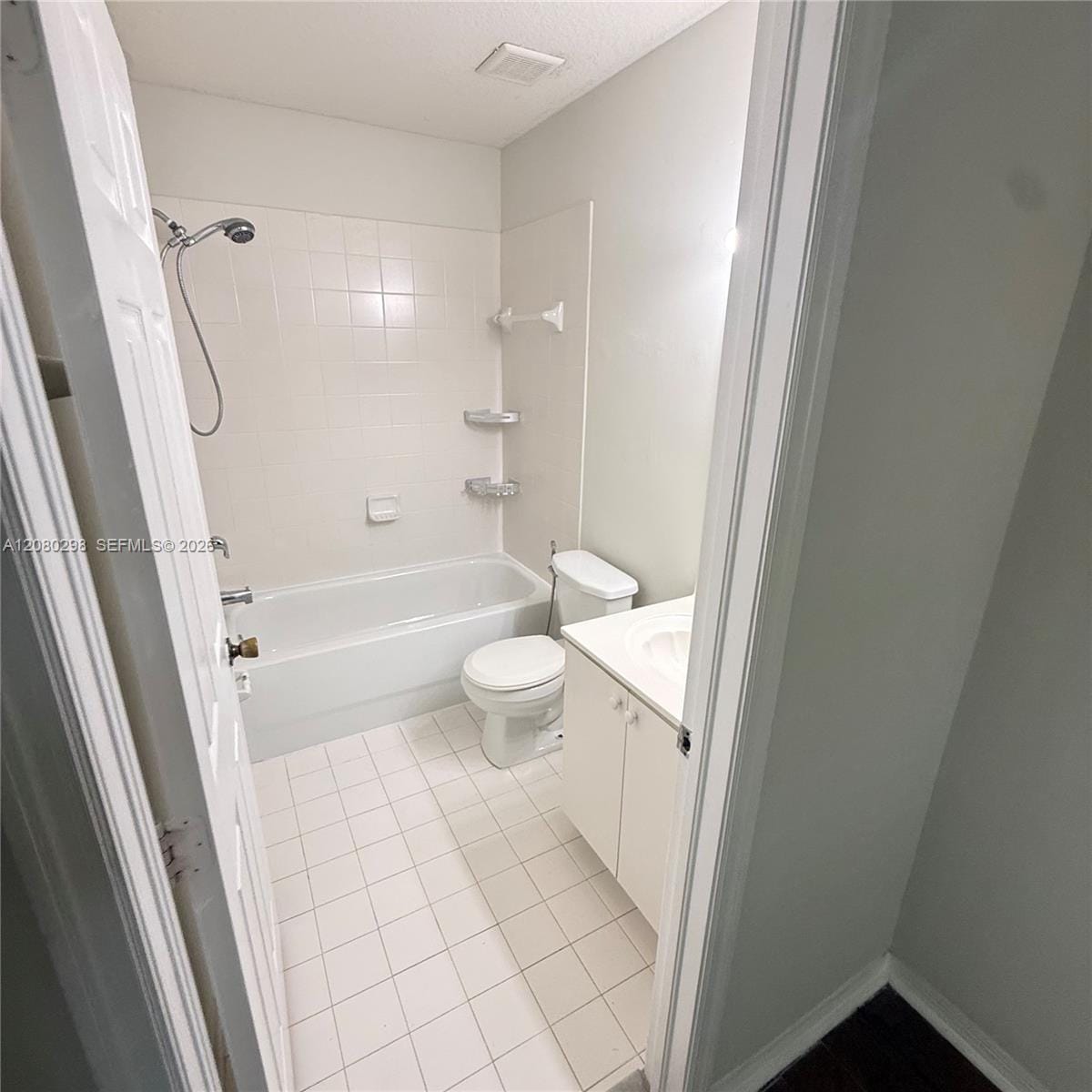 22831 SW 88th Place 303, Cutler Bay, FL 33190 photo 7