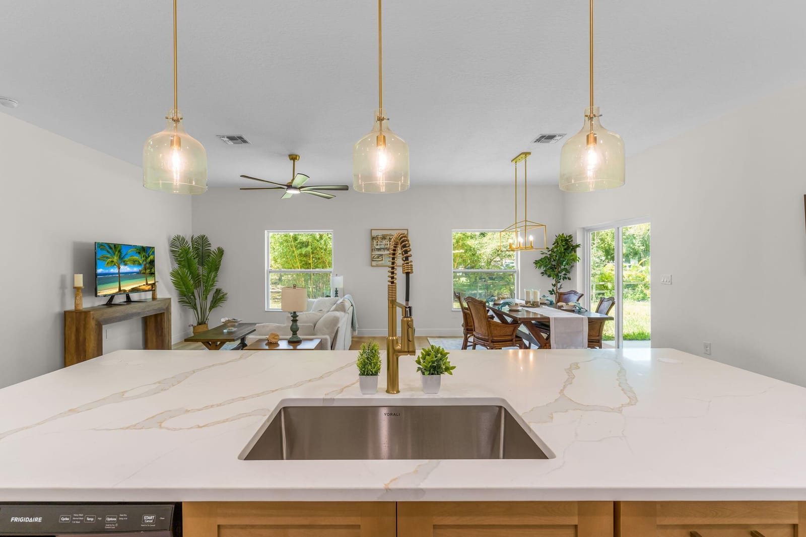 8125 104TH Avenue, Vero Beach, FL 32967 photo 19
