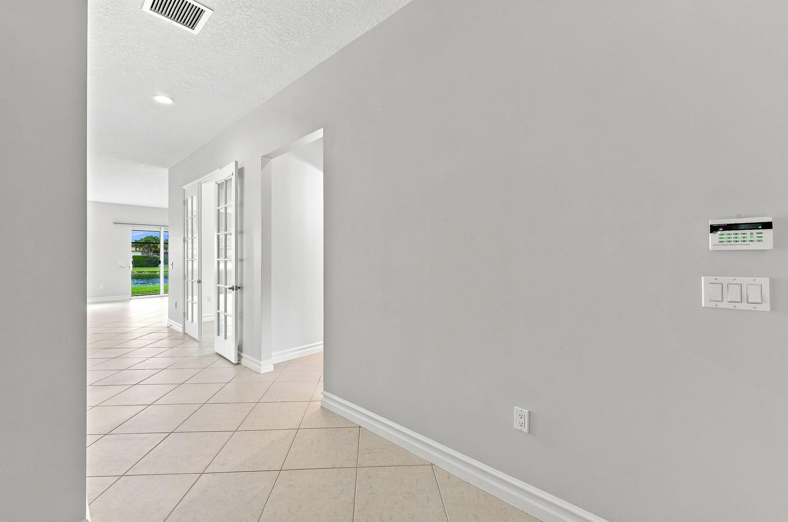 14820 Strand Lane — photo 8