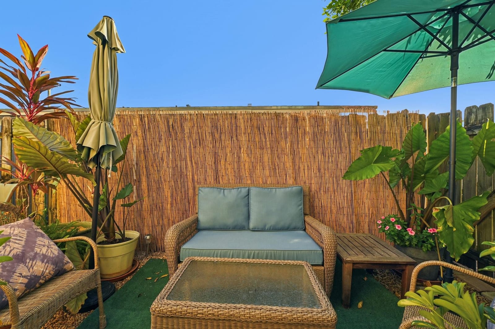 1424 Holly Heights Drive 1 — photo 2