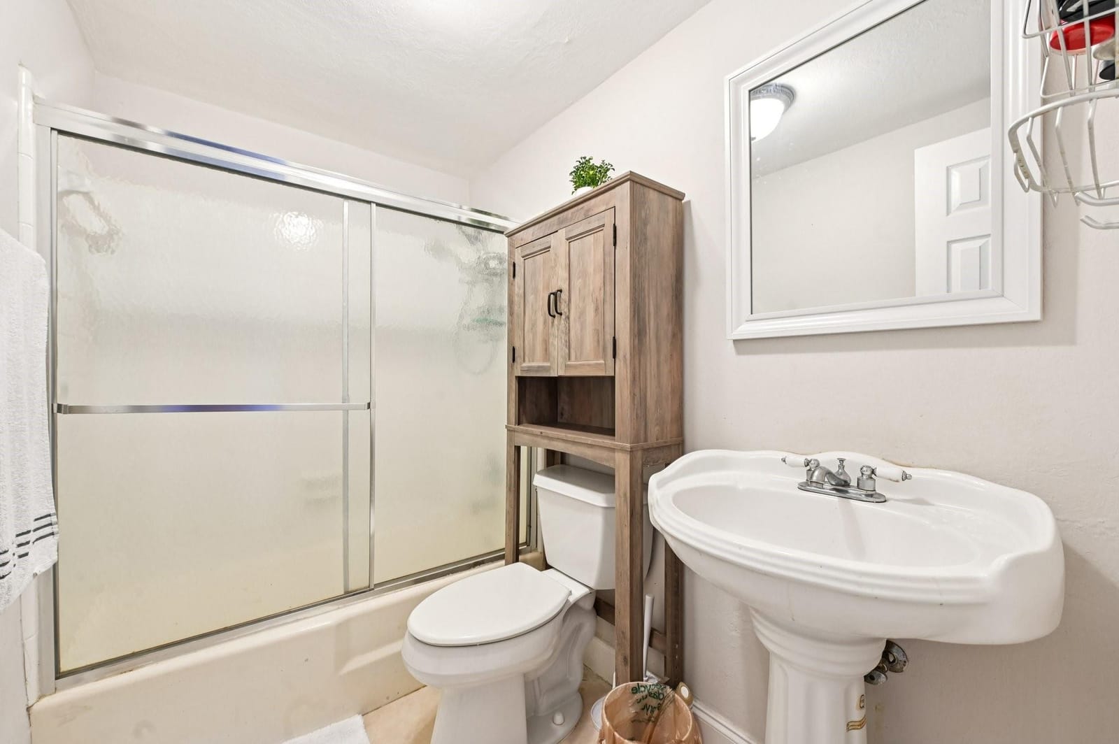 1424 Holly Heights Drive 1, Fort Lauderdale, FL 33304 photo 15
