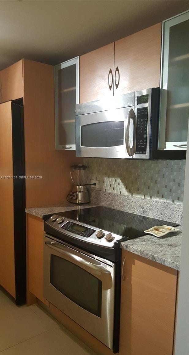 18800 NE 29th Avenue 827 — photo 11