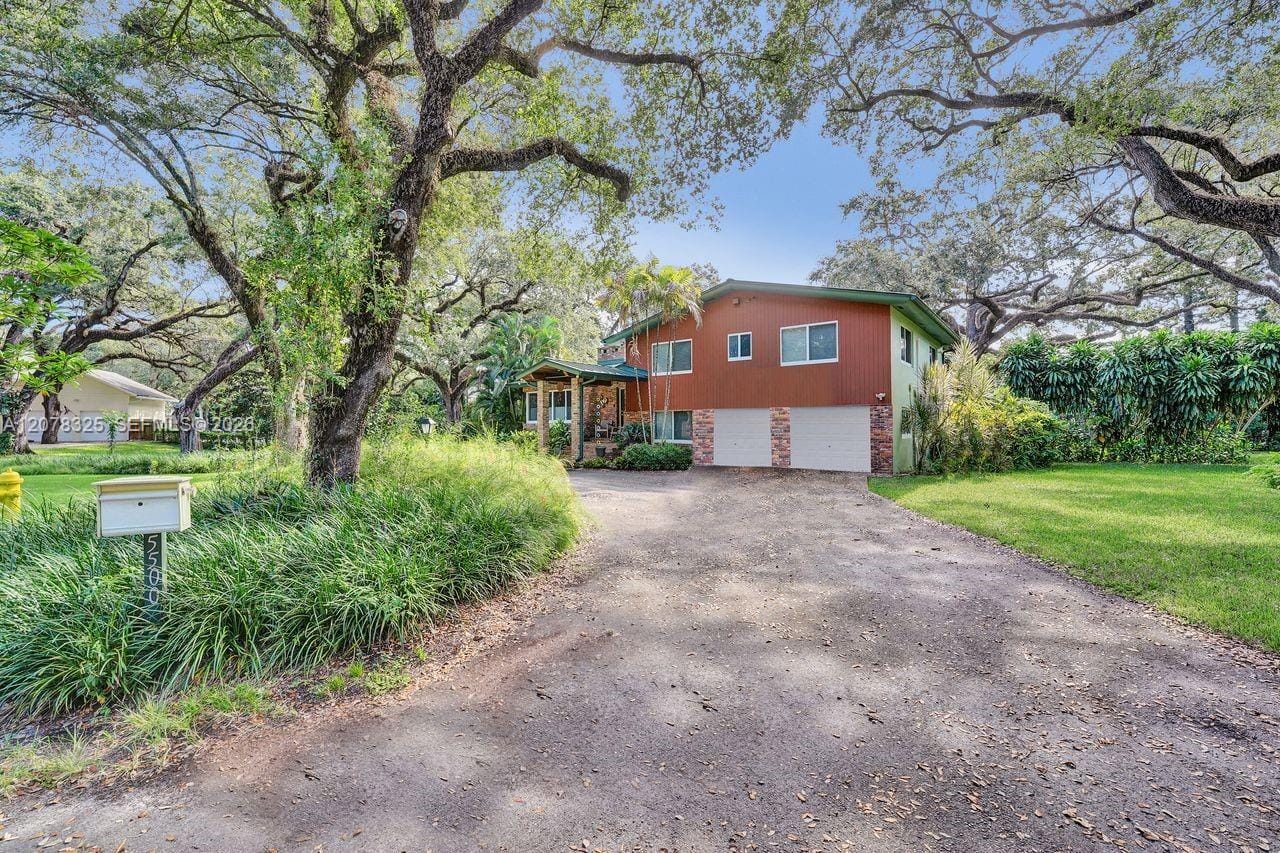 5500 Woodland Lane, Dania Beach, FL 33312 photo 2