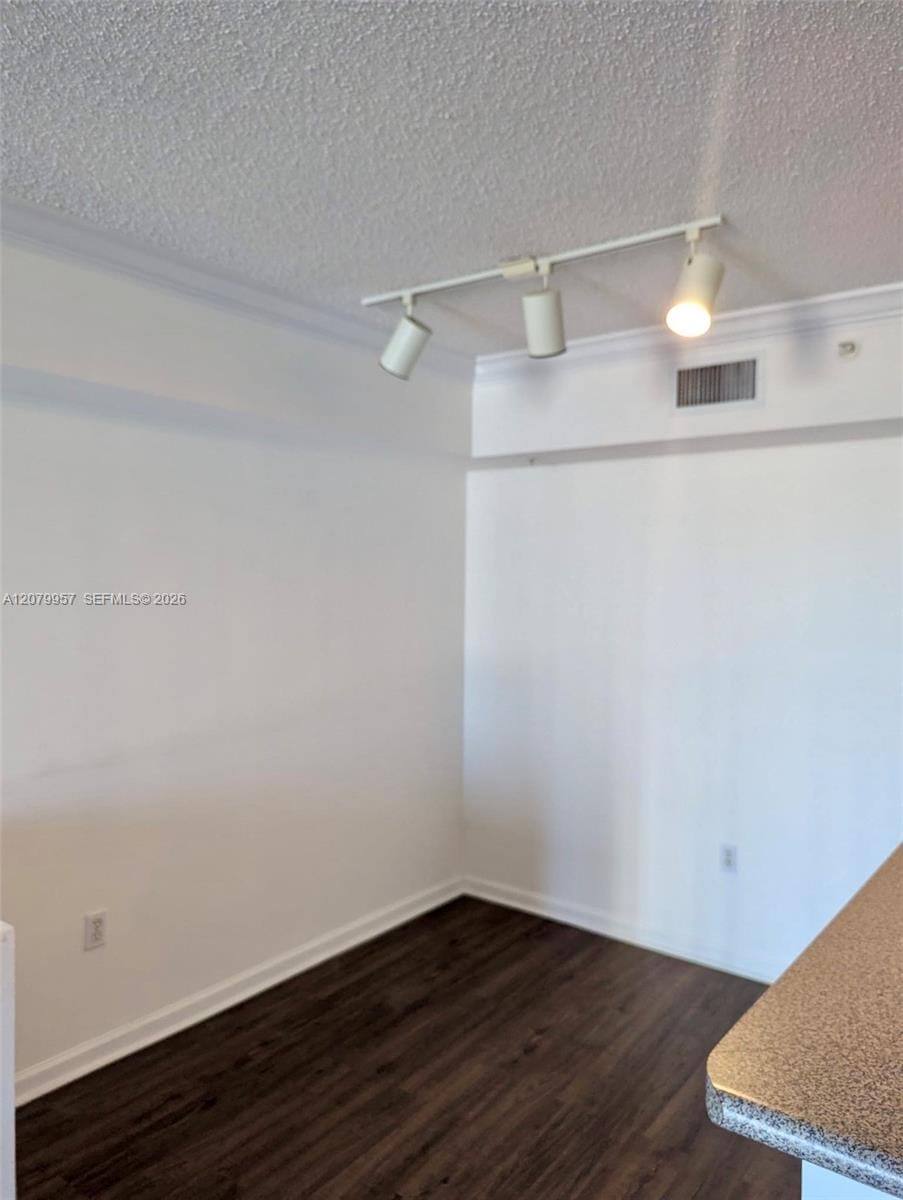 1919 Van Buren Street 721A — photo 4