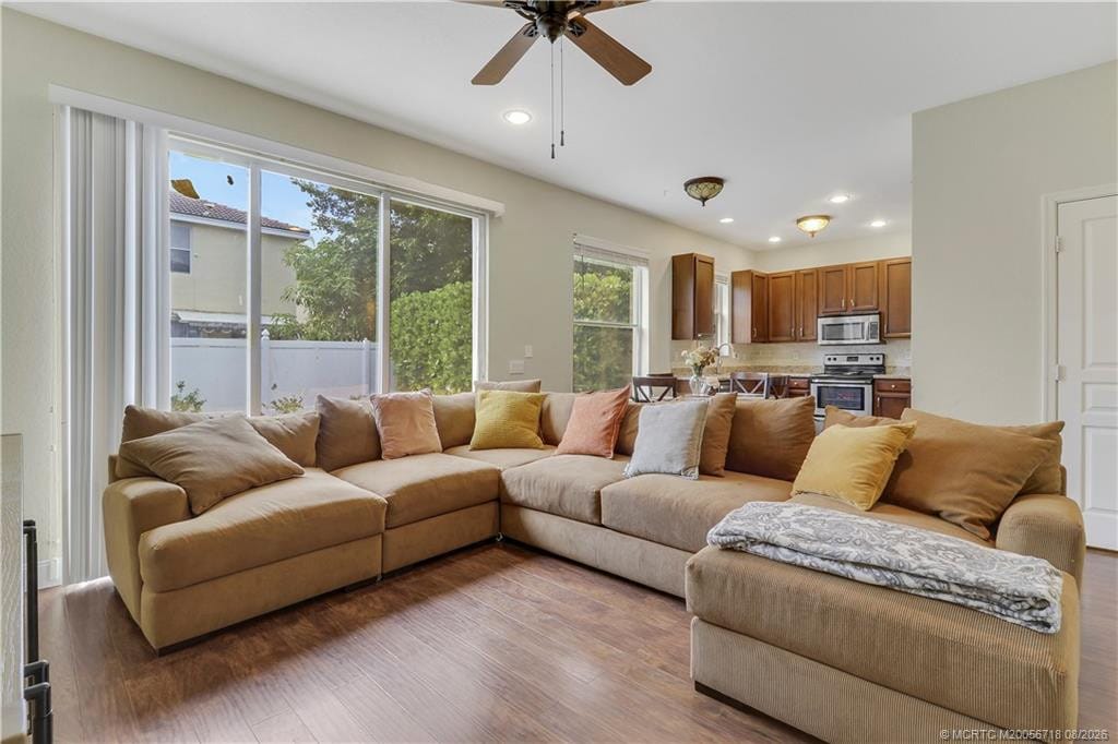 5432 Sealine Boulevard — photo 4