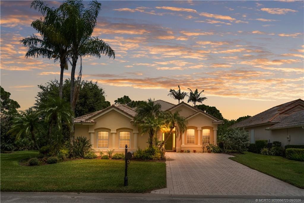 4505 NW Wandering Oak Court, Jensen Beach, FL 34957 photo 2