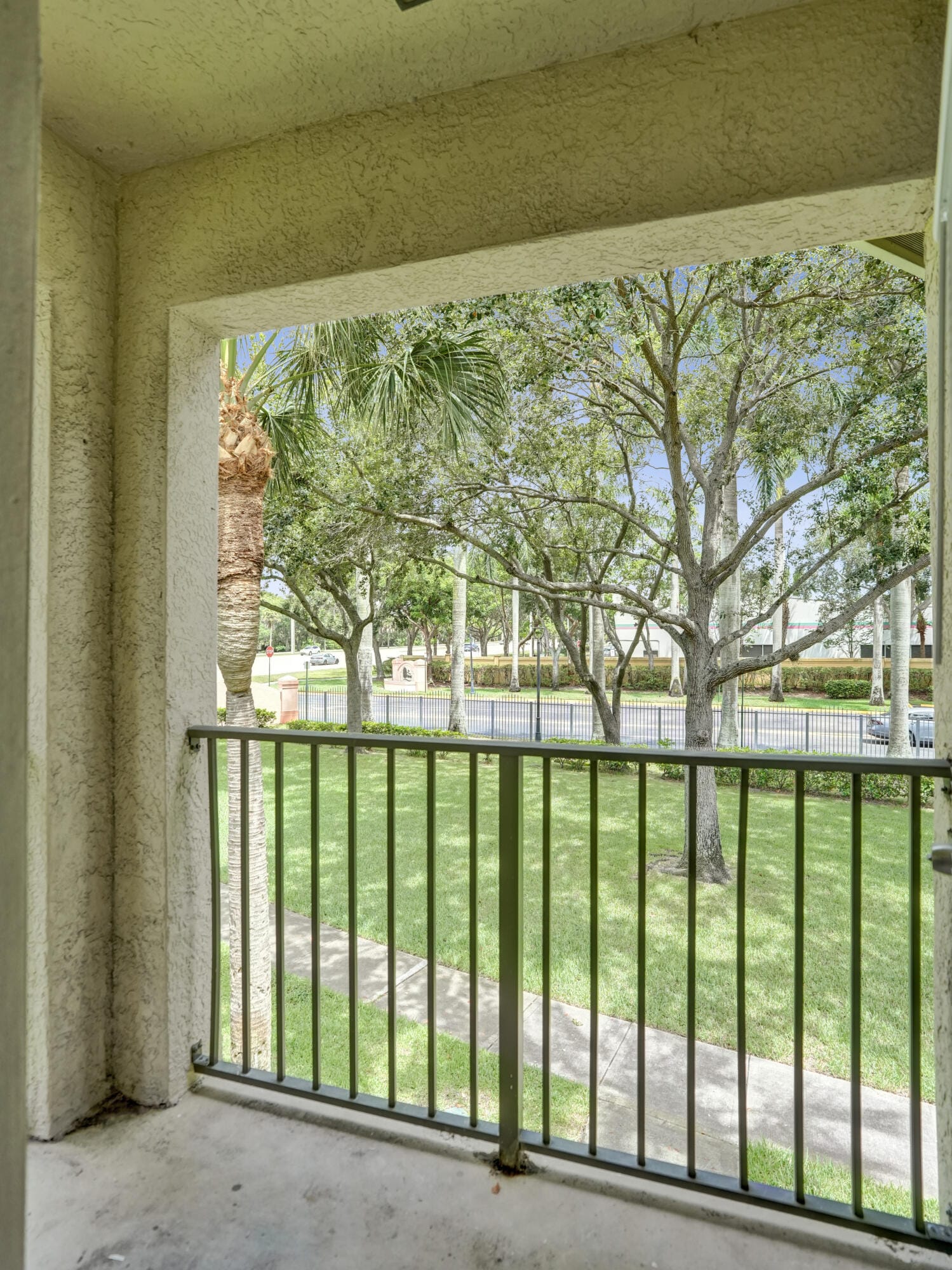 110 BELMONT Lane 110, North Lauderdale, FL 33068