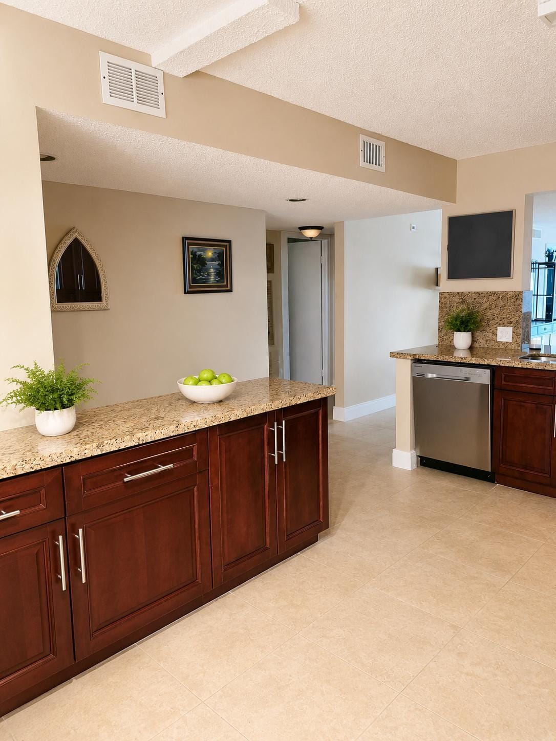 5574 Witney Drive 206 — photo 3