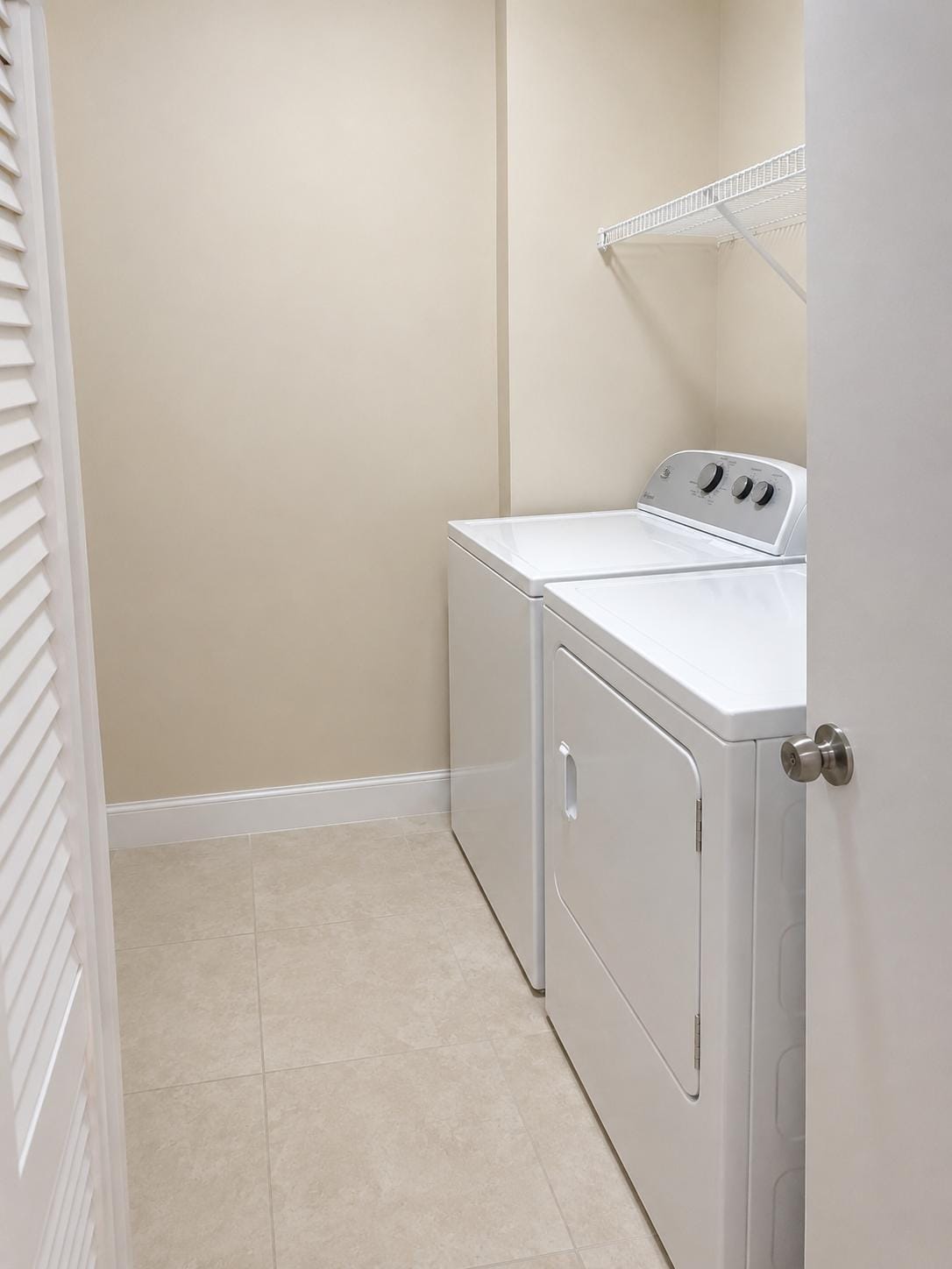 5574 Witney Drive 206 — photo 10