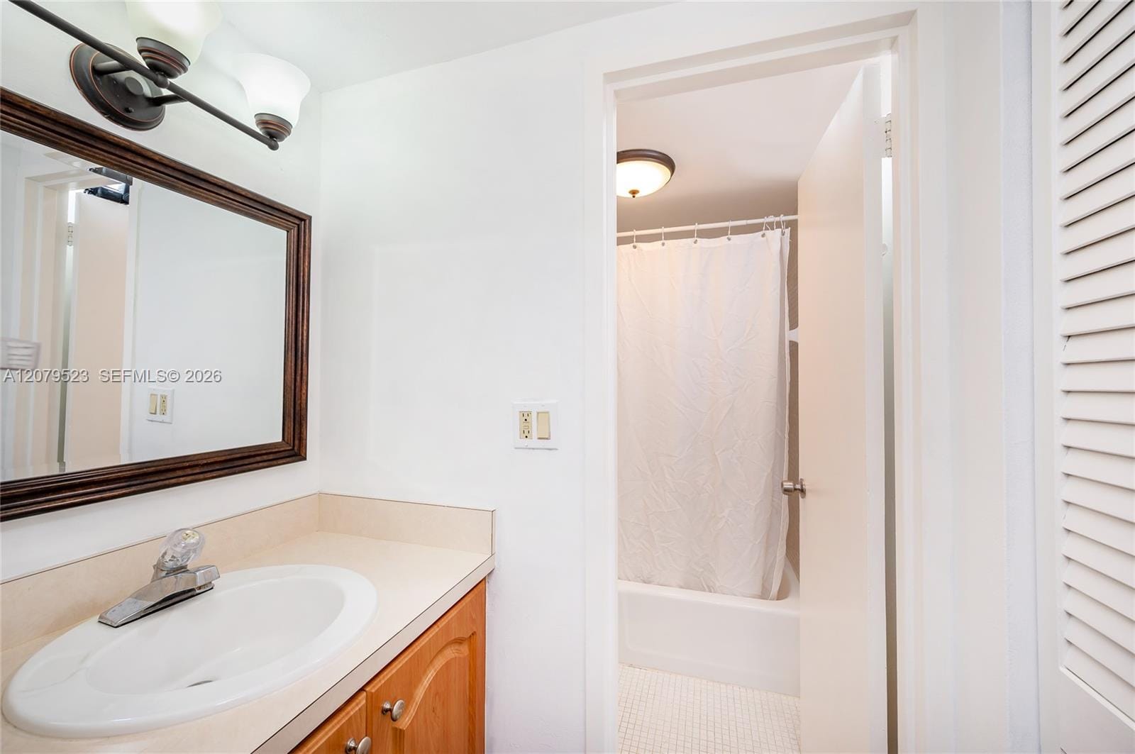 2899 Collins Avenue 1505, Miami Beach, FL 33140 photo 15