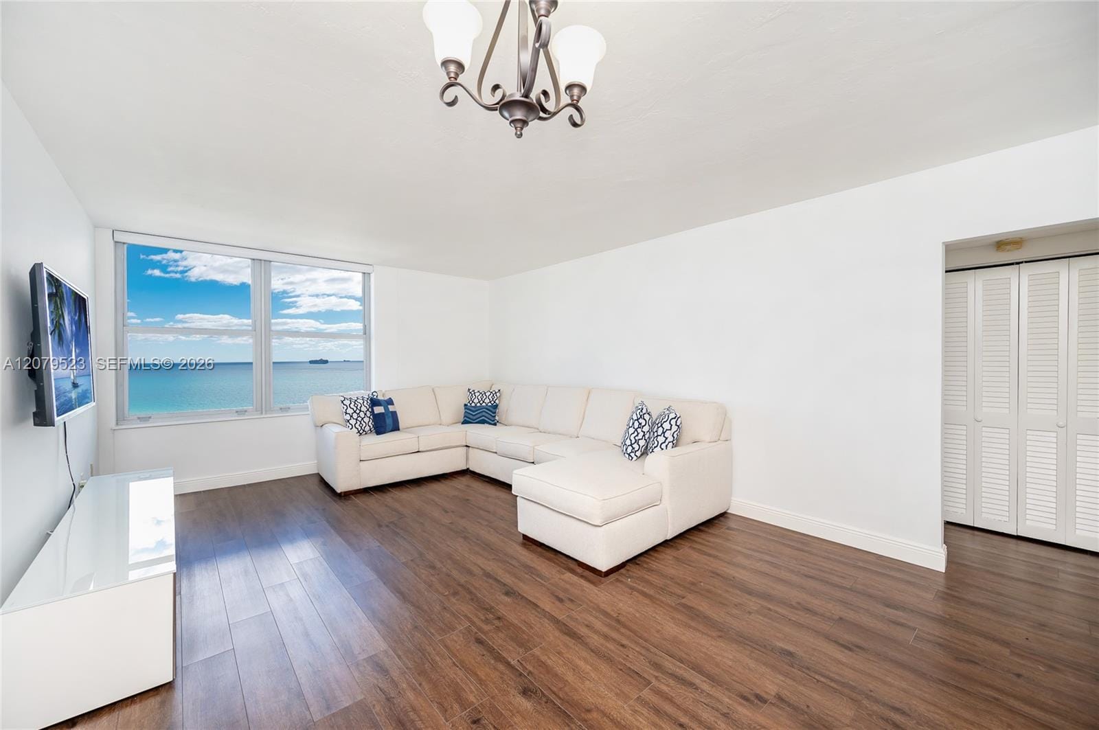 2899 Collins Avenue 1505 — photo 6