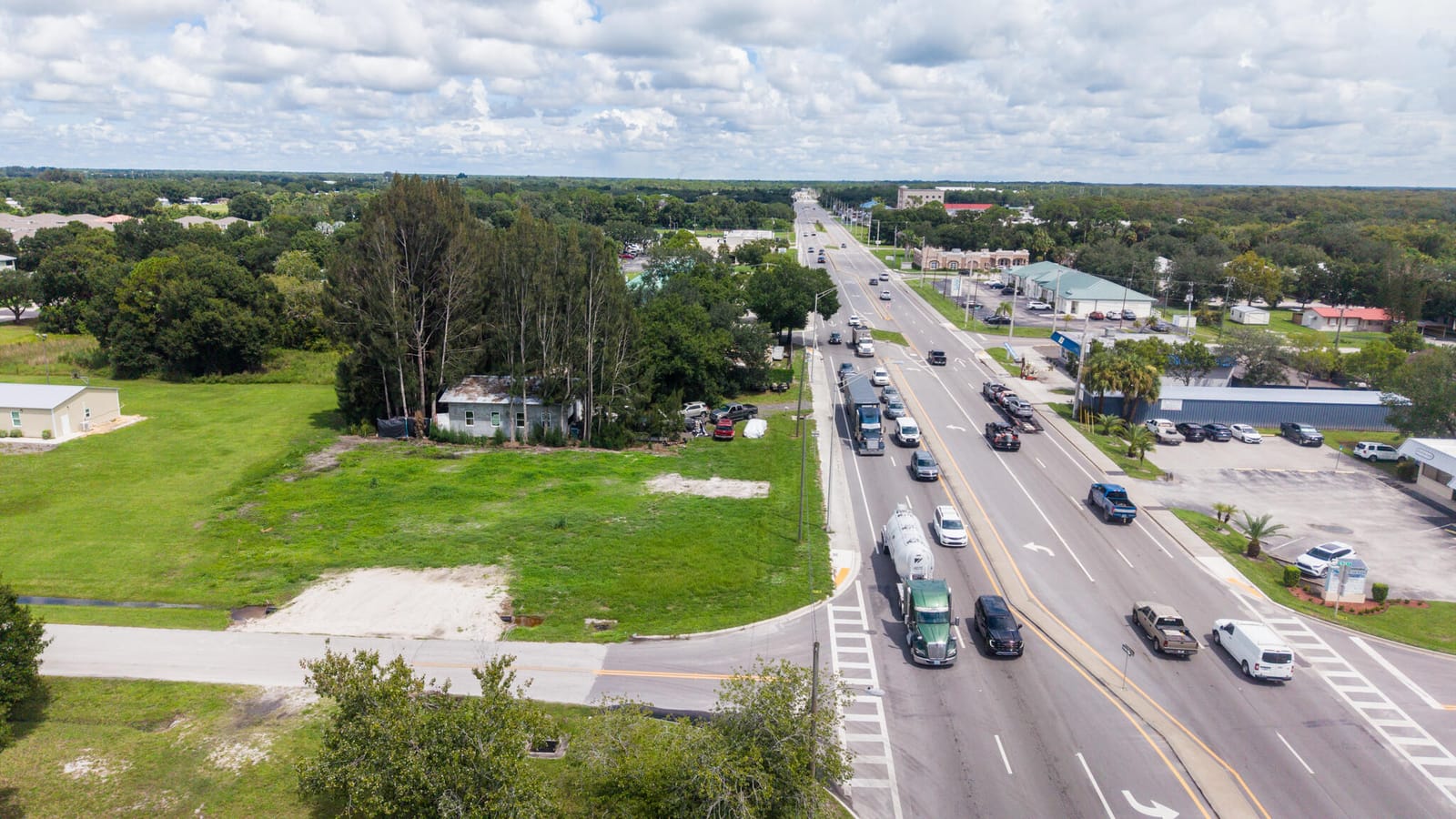 100 NW 10th Street — photo 8