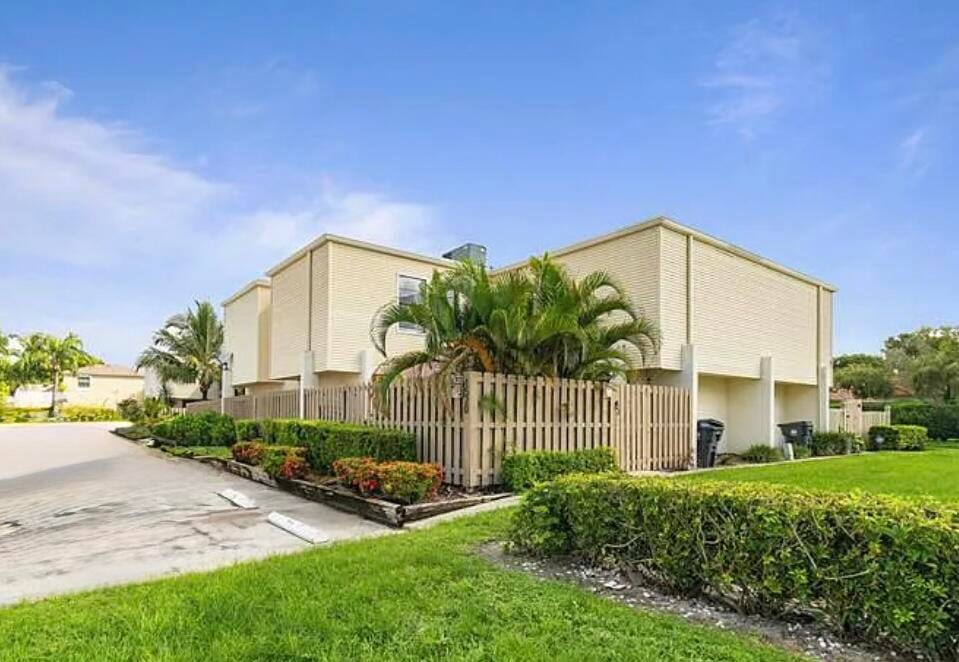 1520 SHAKER Circle, Wellington, FL 33414 photo 27