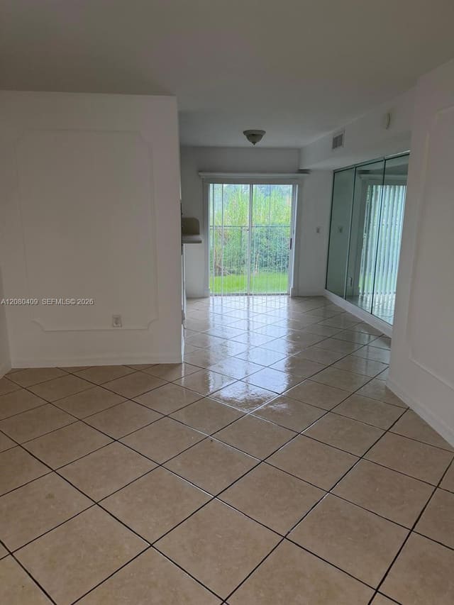 2900 SE 12th Road 101-28, Homestead, FL 33035