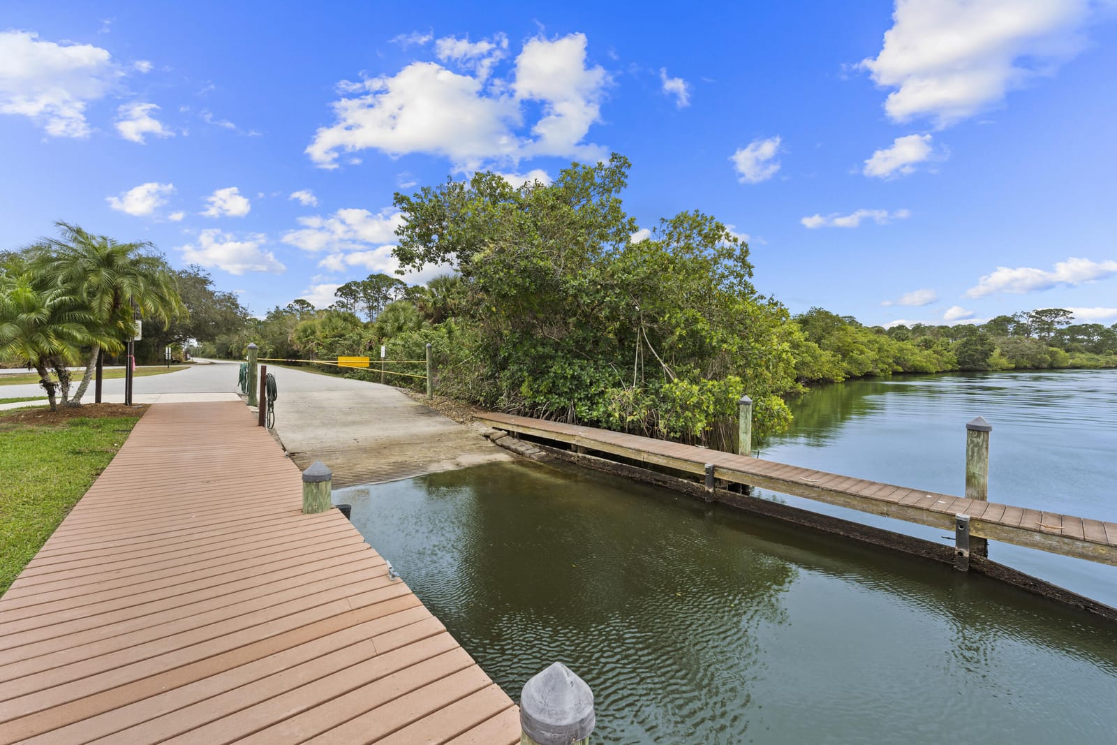 450 SW South River Drive 104, Stuart, FL 34997 photo 21