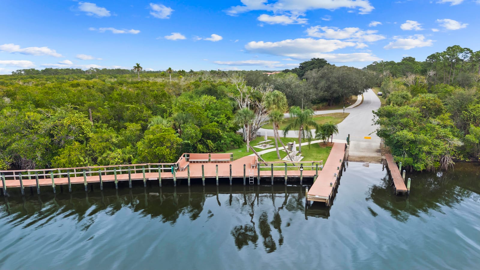 450 SW South River Drive 104, Stuart, FL 34997 photo 24