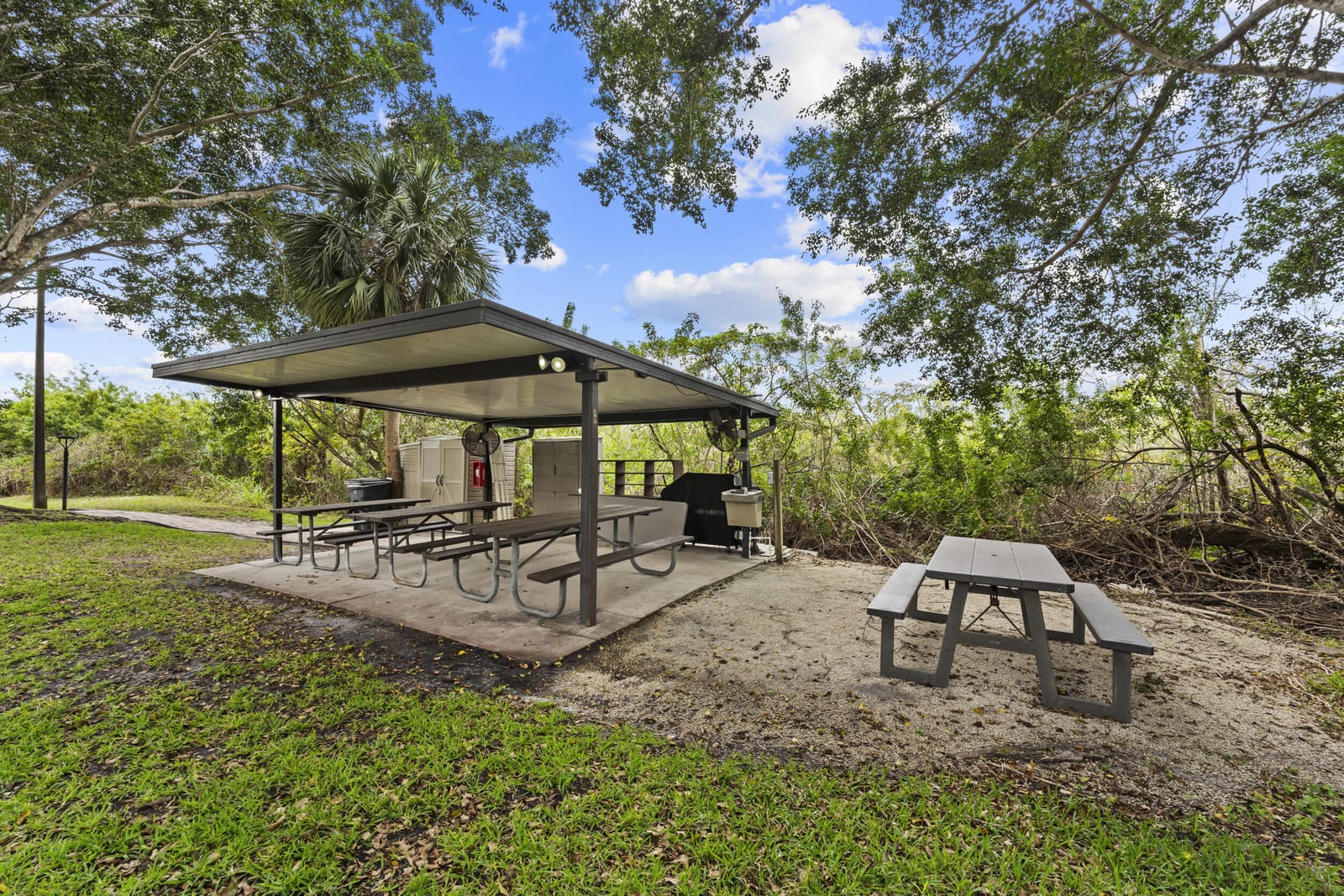 450 SW South River Drive 104, Stuart, FL 34997 photo 29