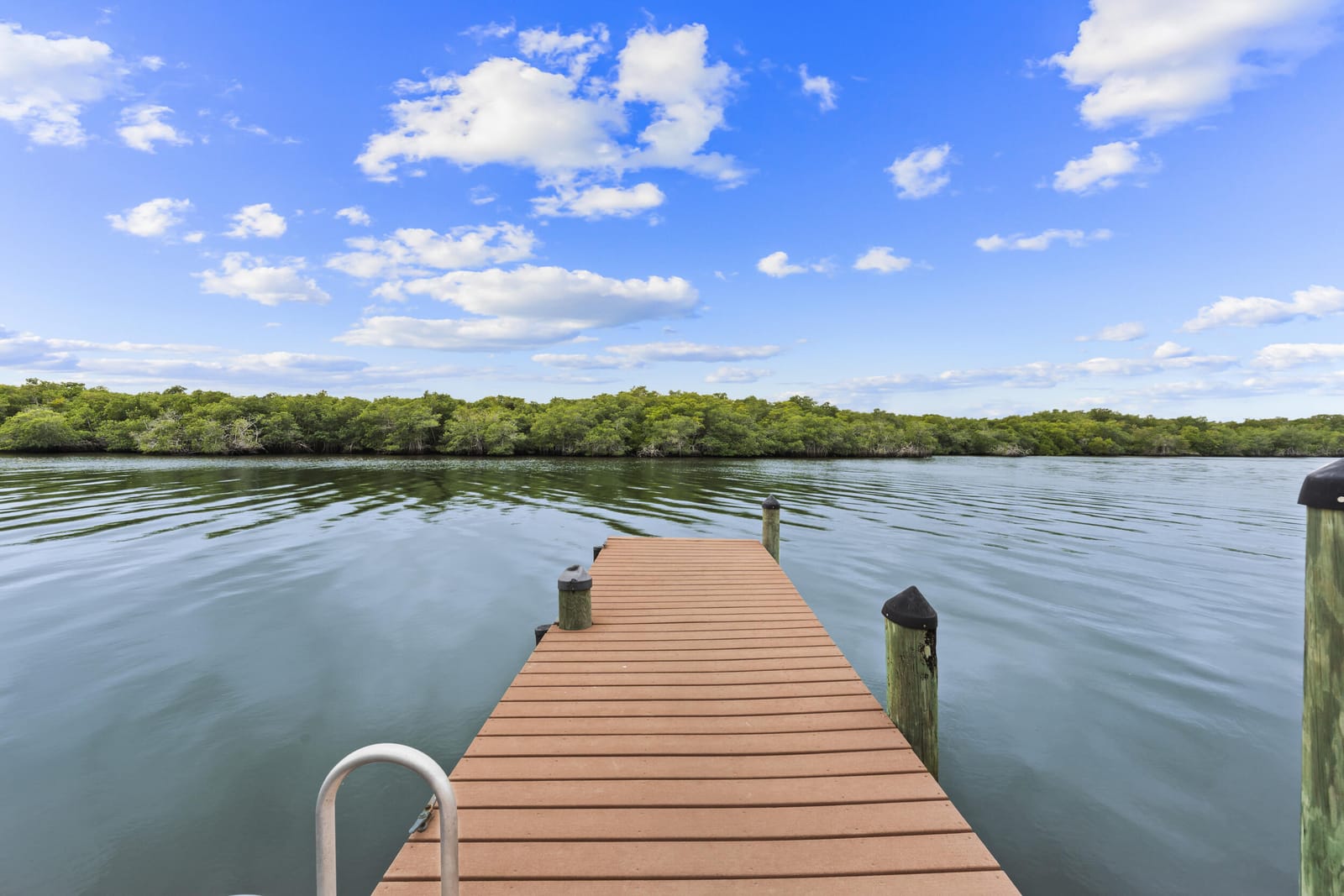 450 SW South River Drive 104, Stuart, FL 34997 photo 30