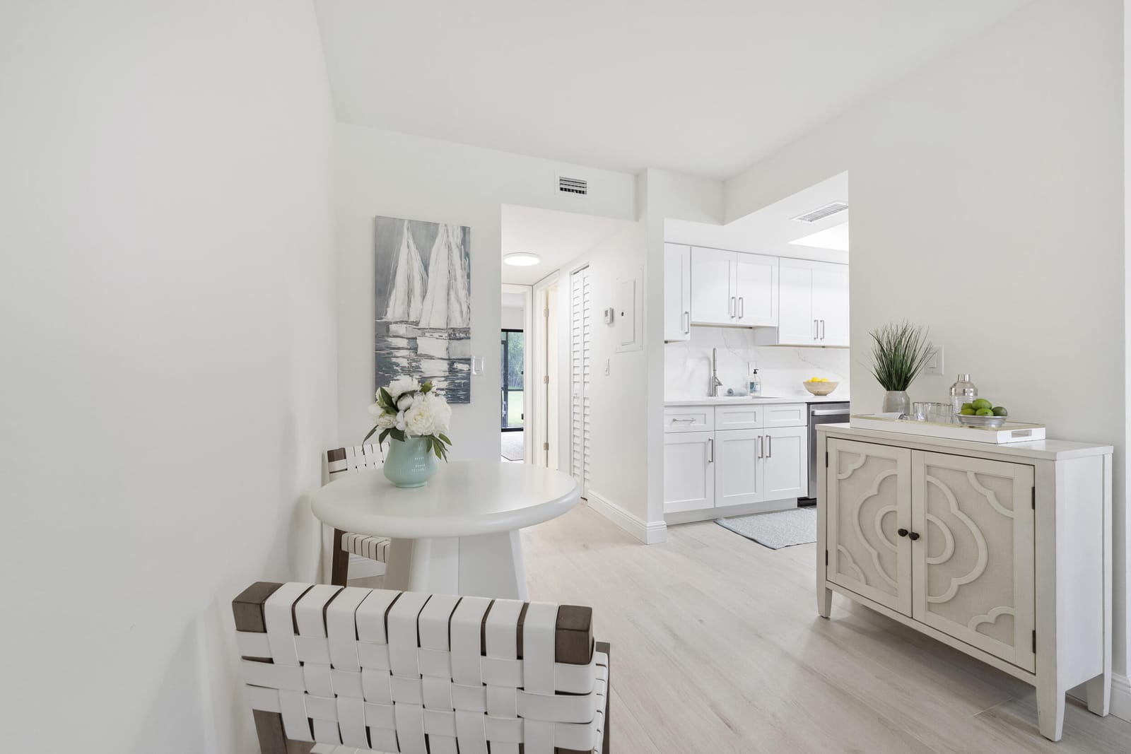 450 SW South River Drive 104 — photo 8