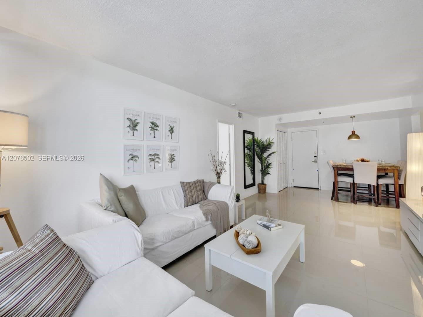 5225 Collins Avenue 1516 — photo 12