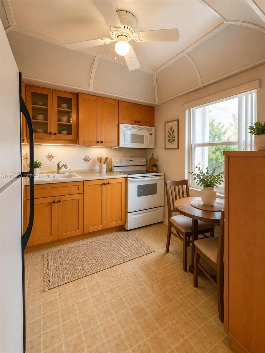 1035 Country Club Drive 408, Margate, FL 33063 photo 14