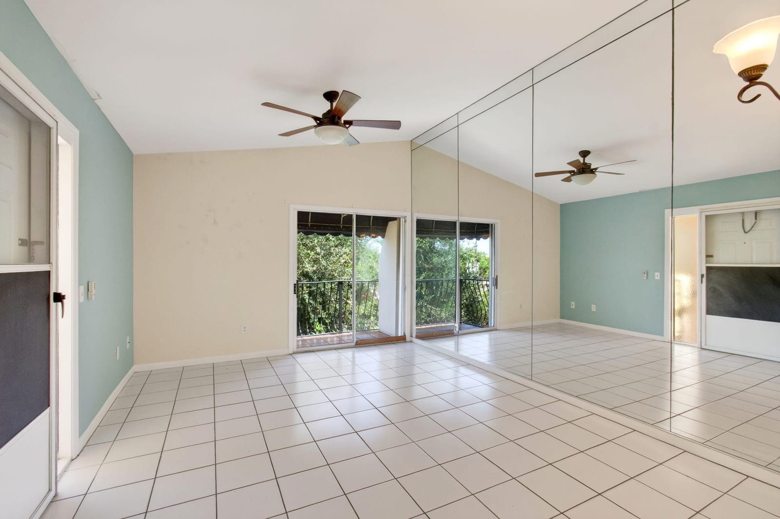 179 Waterside Drive 179 — photo 8
