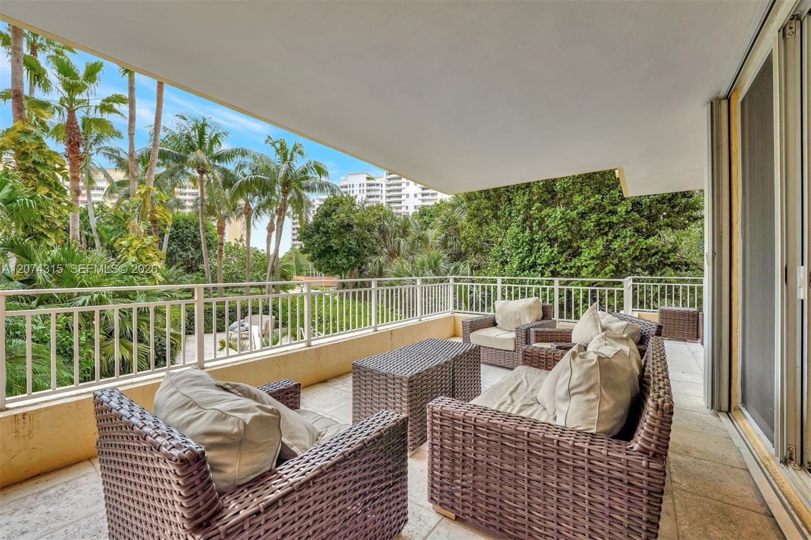 791 Crandon Boulevard 301, Key Biscayne, FL 33149 photo 3