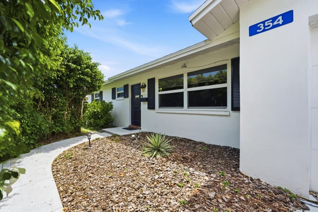 354 Edmor Road, West Palm Beach, FL 33405