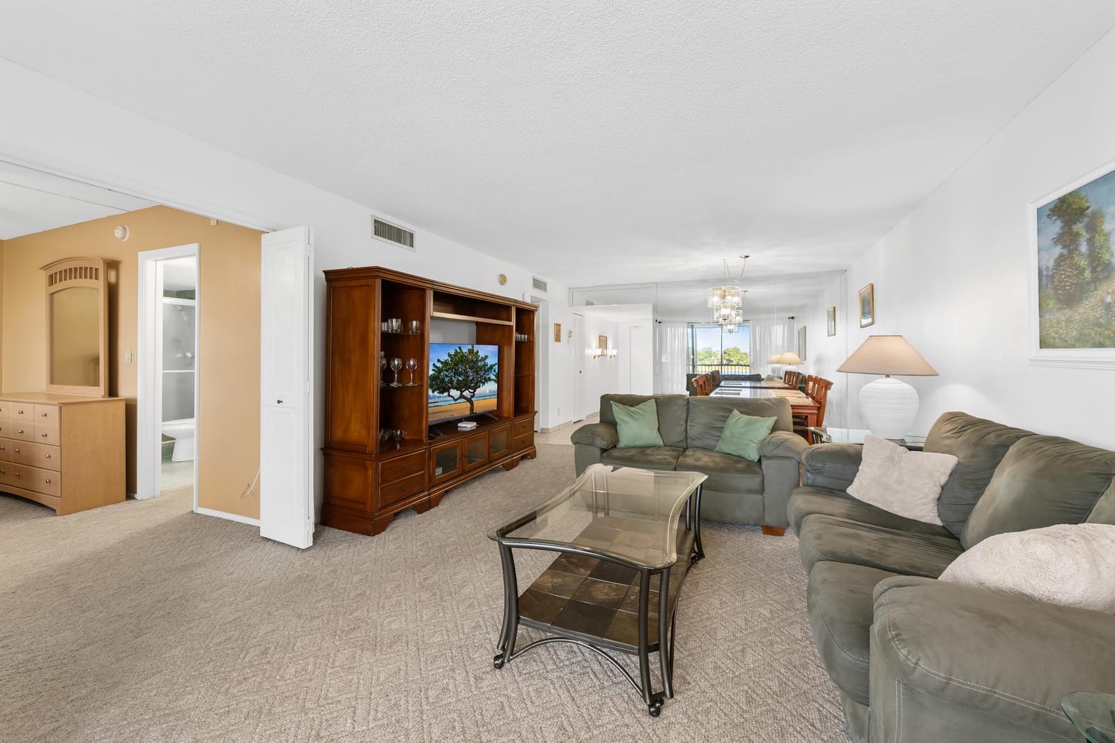 3051 N COURSE Drive 211 — photo 4