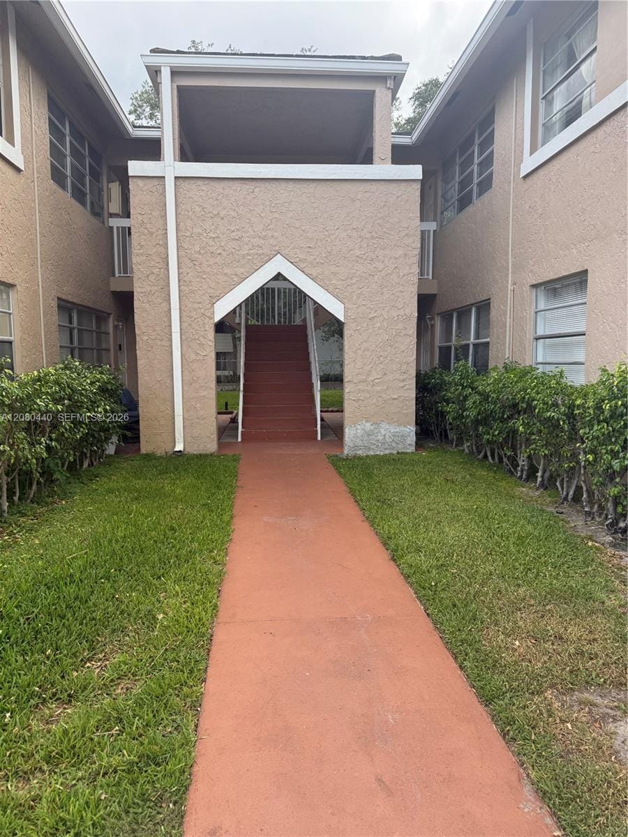 838 Twin Lakes Drive 19-E, Coral Springs, FL 33071