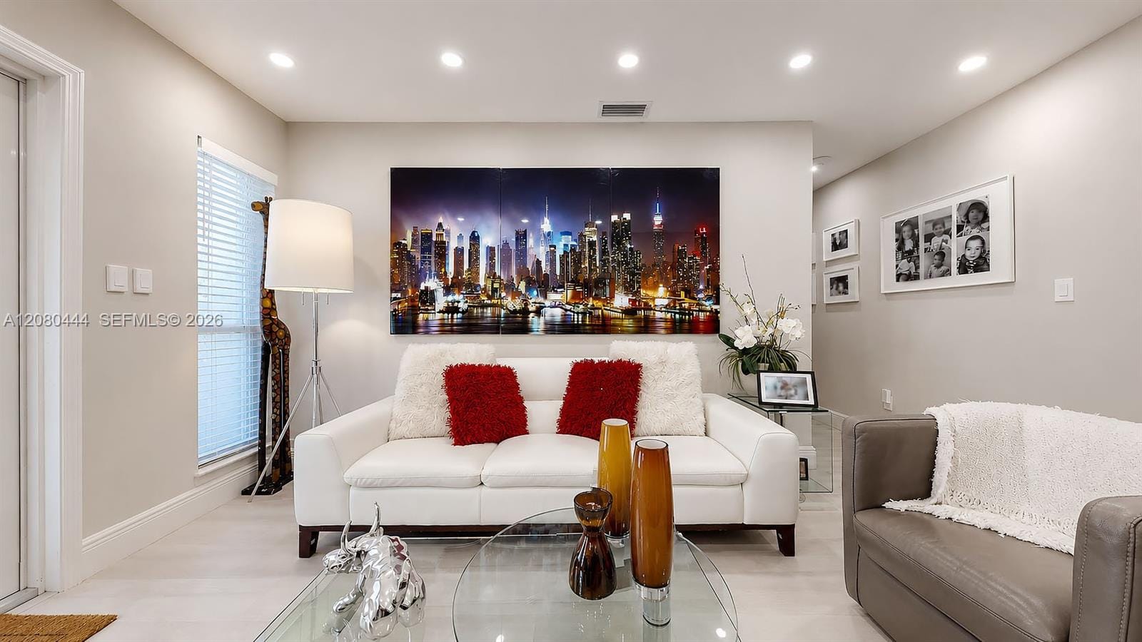 6 Carmona Avenue — photo 4