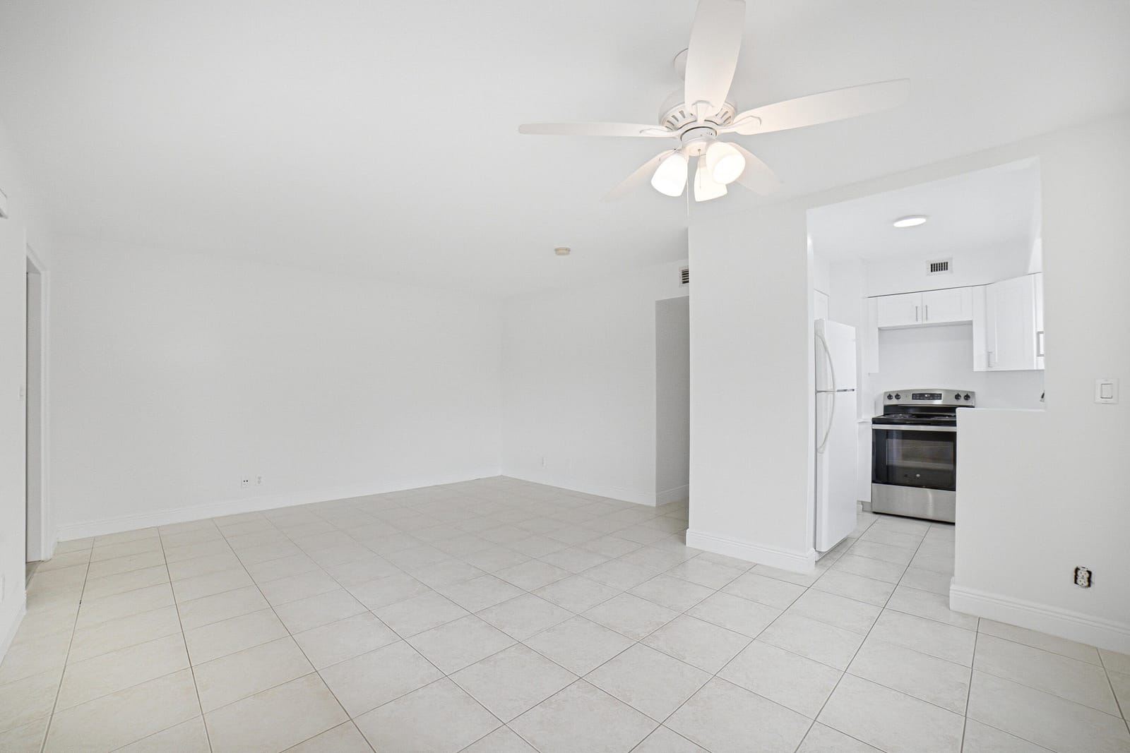 1649 SE 4TH Street A6 — photo 8