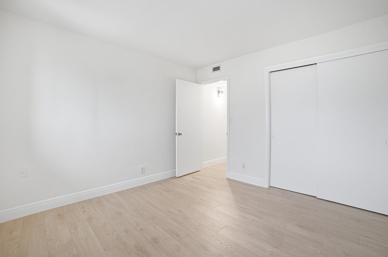 1649 SE 4th Street B3 — photo 7