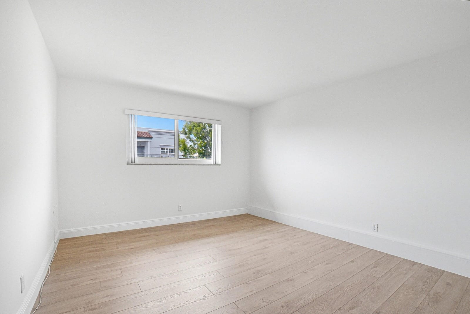 1649 SE 4th Street B3 — photo 8
