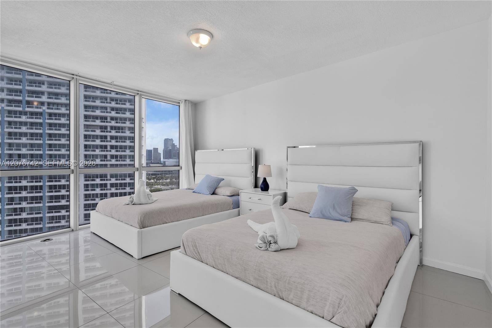 1750 N Bayshore Drive 1602 — photo 8
