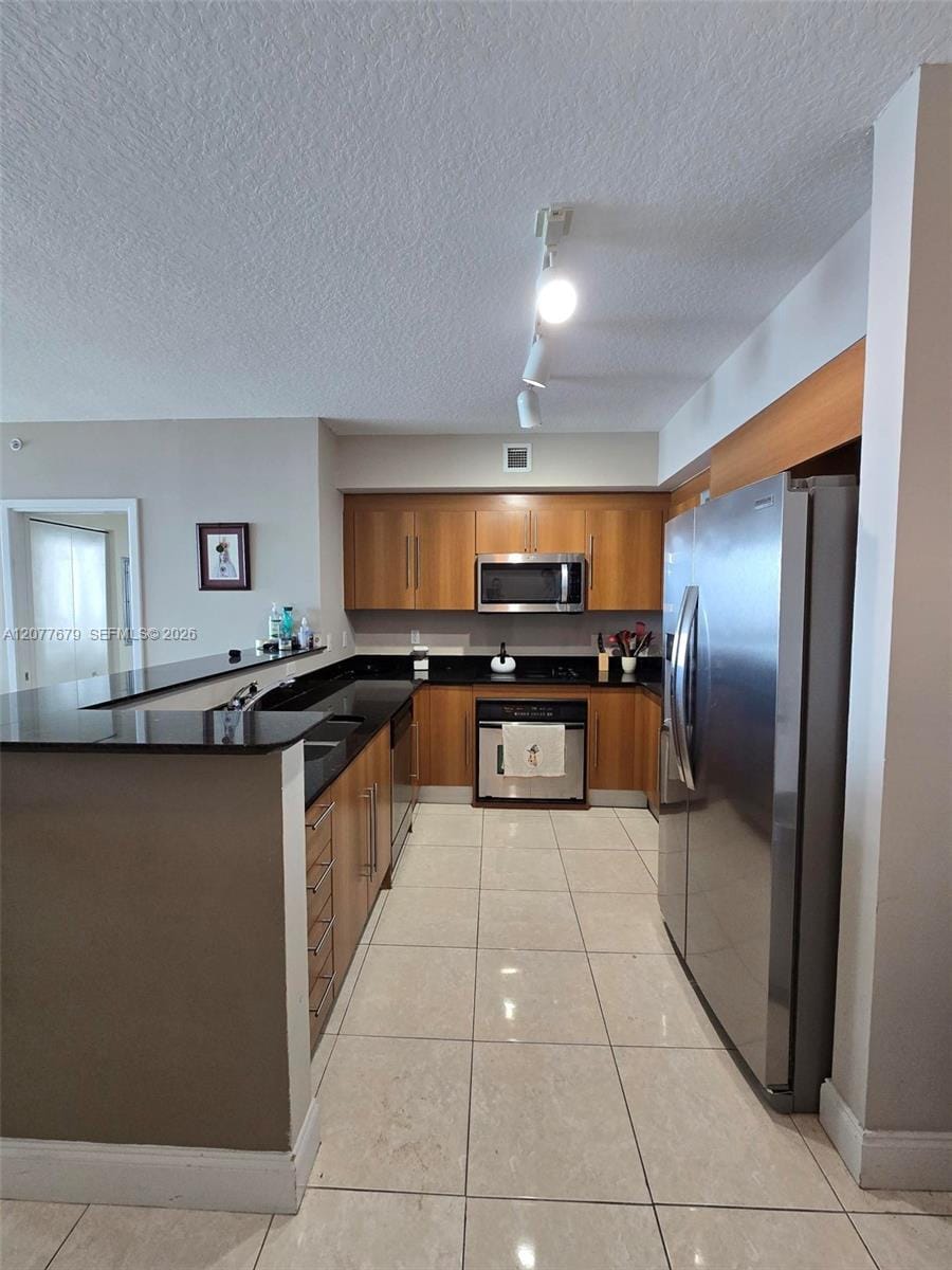 325 S Biscayne Boulevard 3115 — photo 2