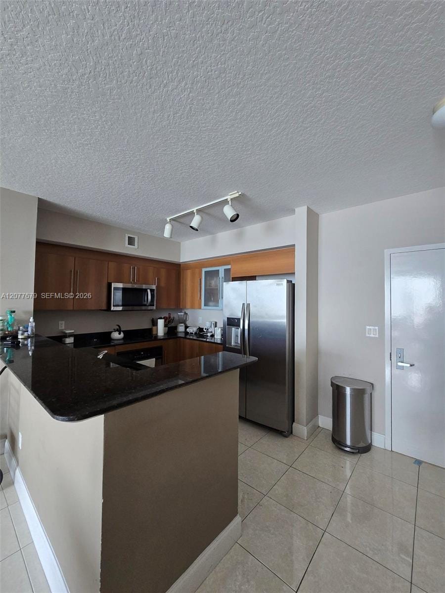 325 S Biscayne Boulevard 3115 — photo 4